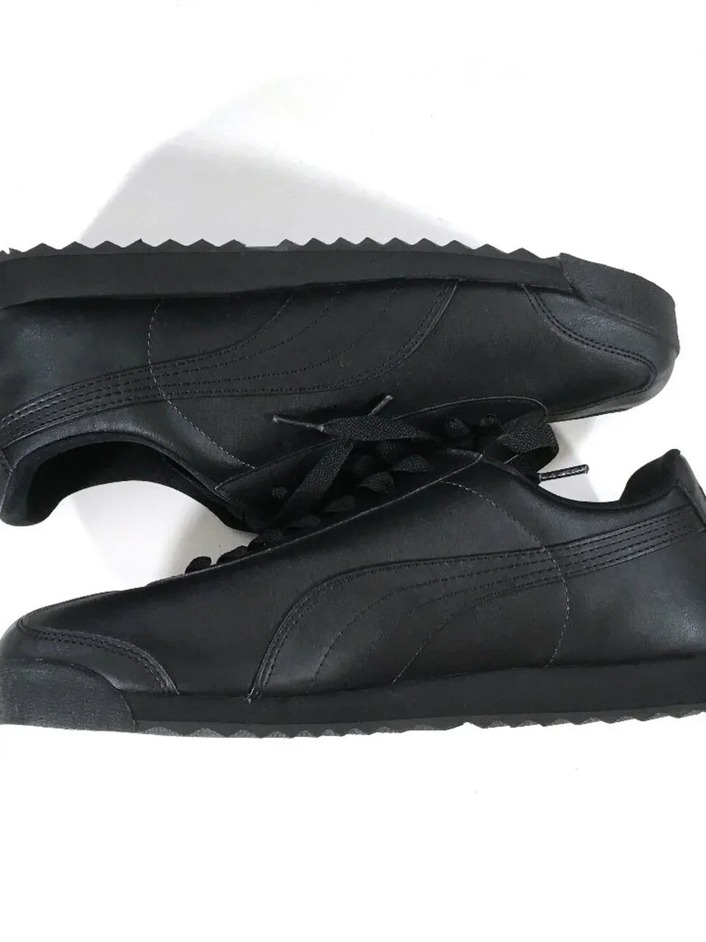 Puma Roma Sneakers Mens Size 11.5 Black Lace Up 353572